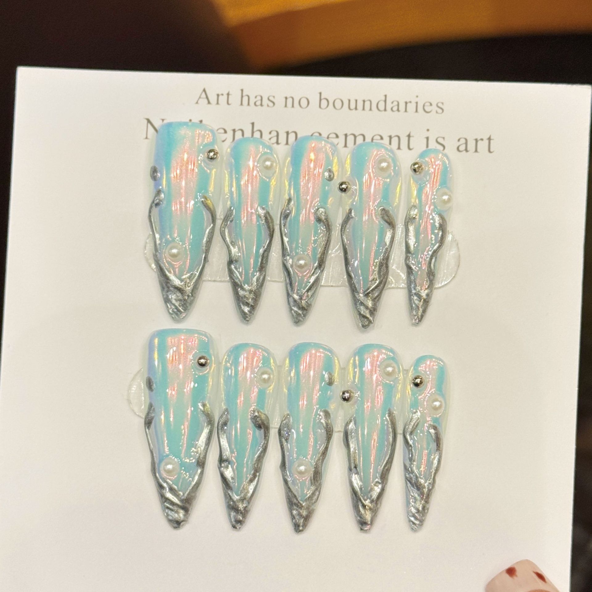 Nail Art Press On - 10 szt. Srebrne Paznokcie Sztuczne Stiletto