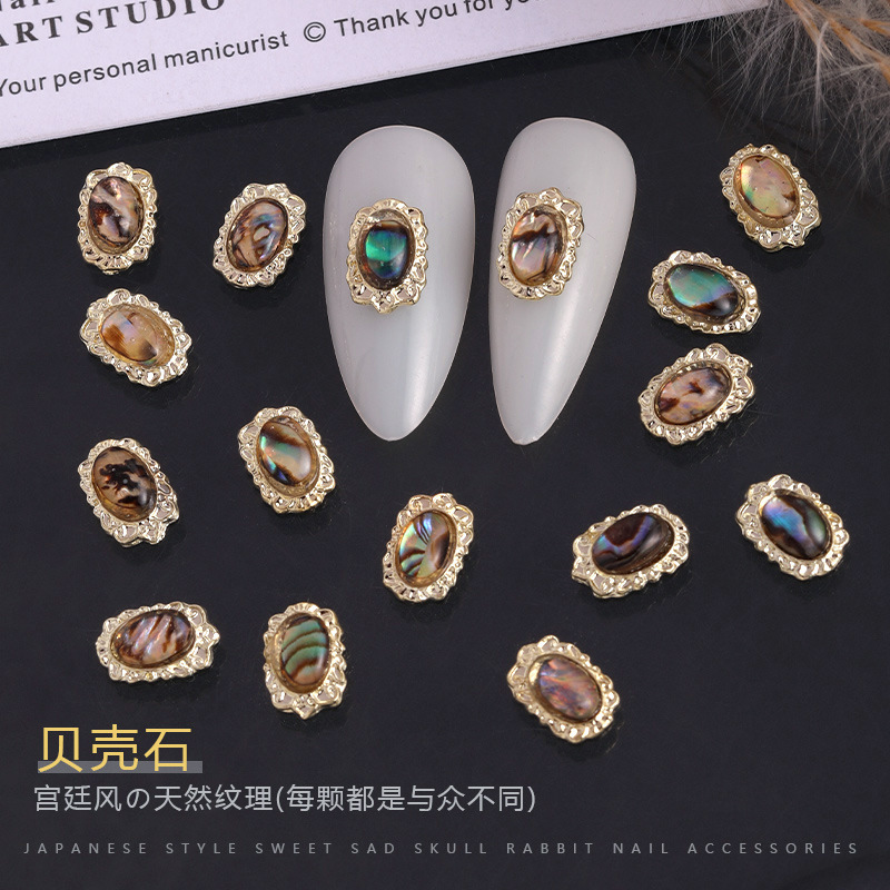 Nail Art Queen - 10 szt. Barokowych Ozdób do Paznokci