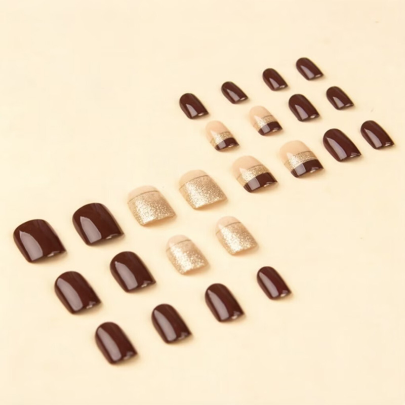 Krótkie kwadratowe sztuczne pa – Nail Art Press On recenzja i cena