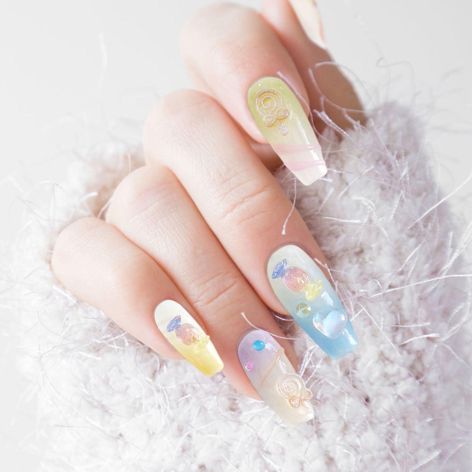 Ręcznie robiona prasa na pazno – Nail Art Press On recenzja i cena